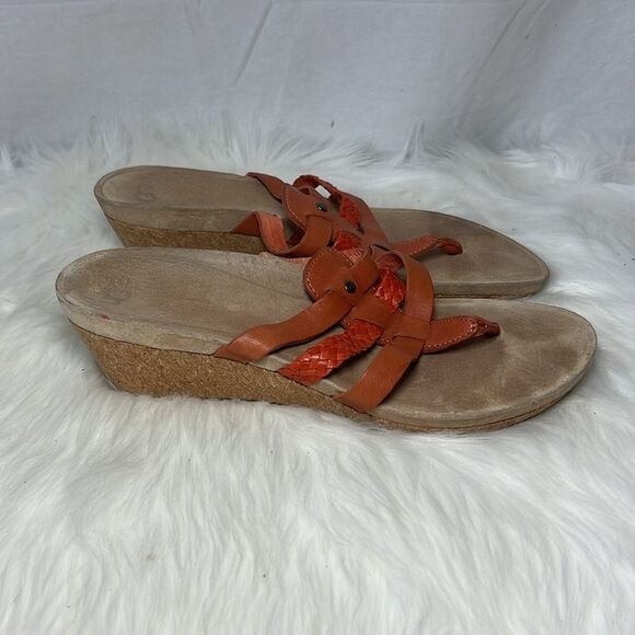 UGG Orange Leather Cork Wedge Thong Sandals Sz 9 - Picture 5 of 7
